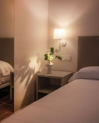 Standard Oda, Havuz Manzaralı (3 Adults)