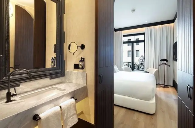 Oda, 1 En Büyük (King) Boy Yatak (King Cobalto Room)