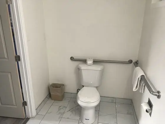 Standard Oda, 1 En Büyük (King) Boy Yatak, Engellilere Uygun