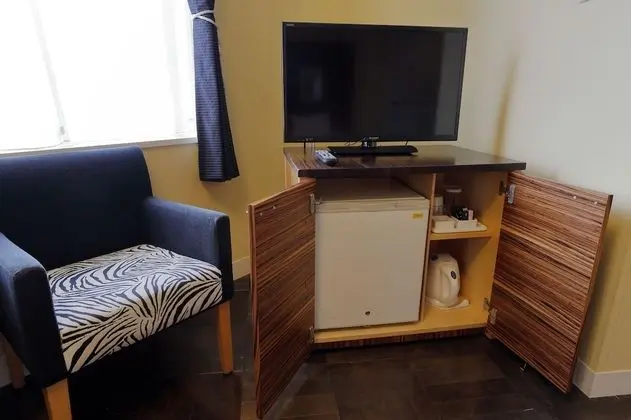 İki Ayrı Yataklı Oda, Sigara İçilmez, Köşe (Corner)