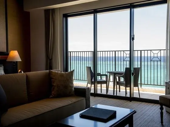 Oda, Sigara İçilmez, Köşe (Ocean View, 3F-9F)