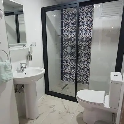 Junior Oda, Dağ Manzaralı, Balkonlu