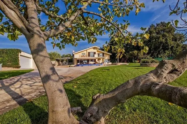 Villa, Sigara İçilebilir