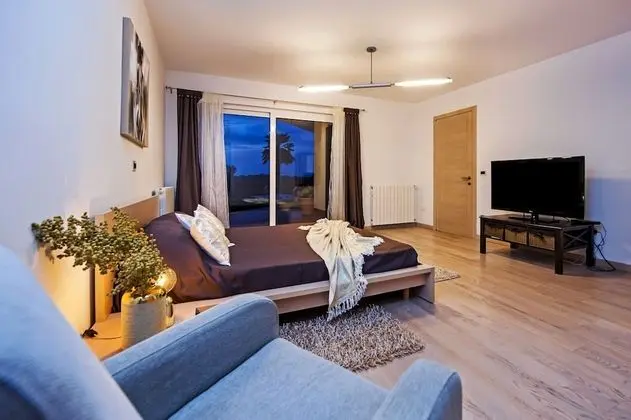 Villa, Sigara İçilebilir