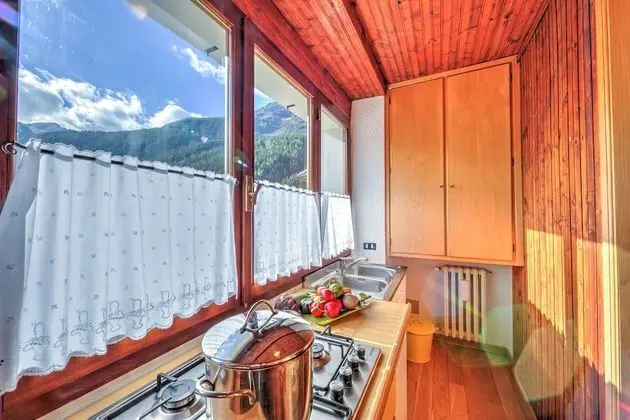 Family Apart Daire, Birden Çok Yatak (Monterosa Cozy Apartment 200mt From)