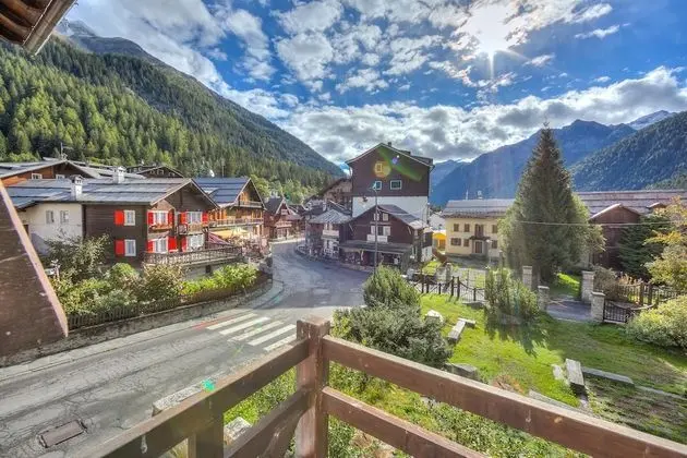Family Apart Daire, Birden Çok Yatak (Monterosa Cozy Apartment 200mt From)