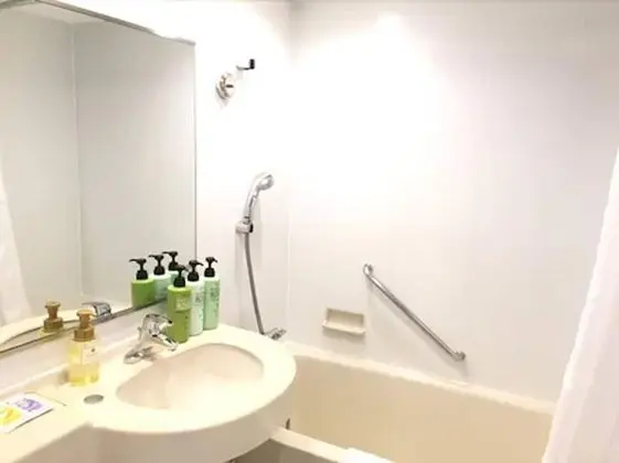 Tek Kişilik Oda, Sigara İçilebilir