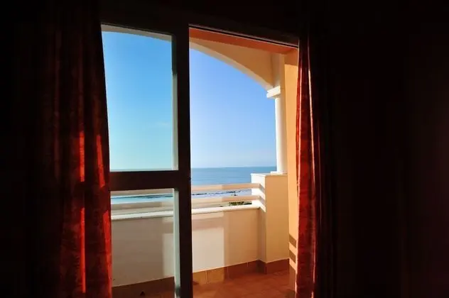 Tek Kişilik Oda, Deniz Manzaralı
