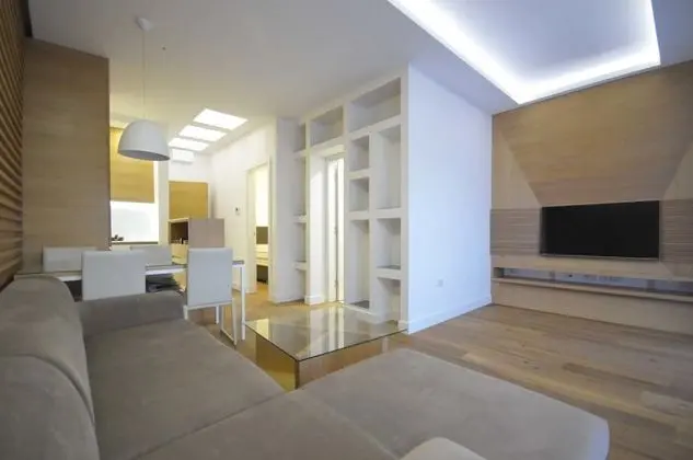 Standard Apart Daire, Şehir Manzaralı