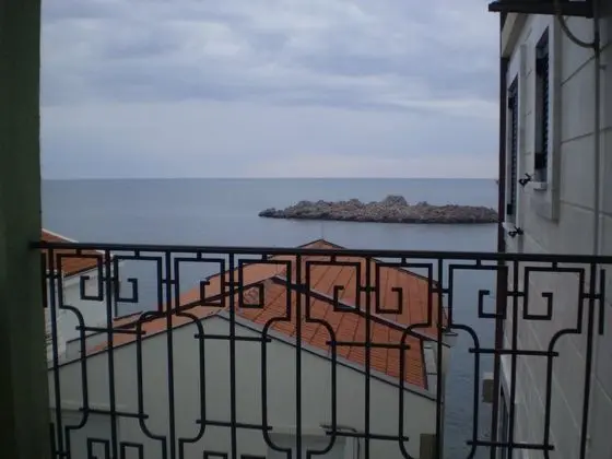 Apart Daire, Deniz Manzaralı (B)