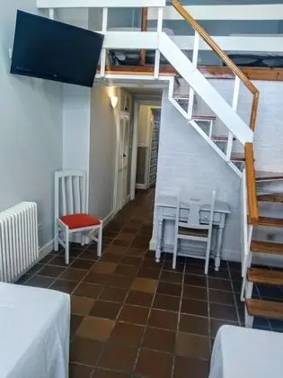Dört Kişilik Oda, Sigara İçilmez