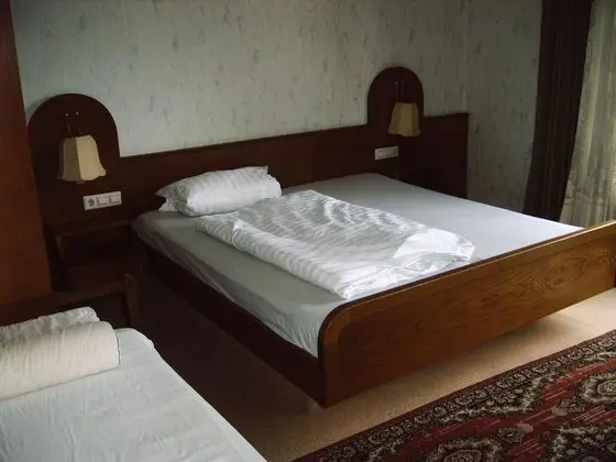 Apart Daire, 1 Tek Kişilik Yatak