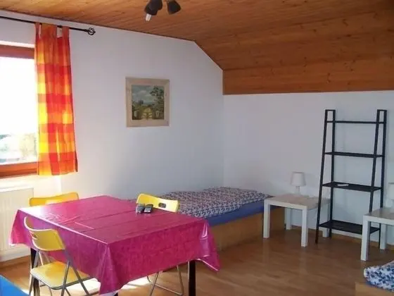 Tek Büyük Yataklı Oda, Ortak Banyo