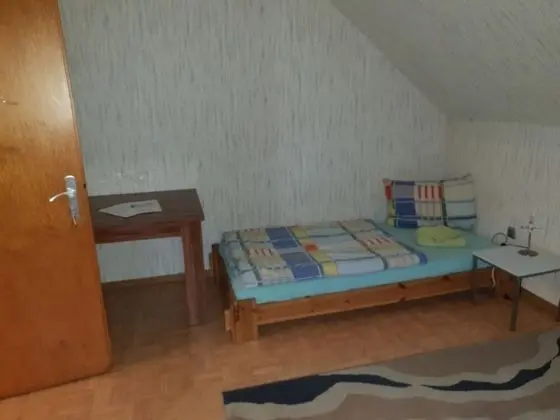 Tek Büyük Yataklı Oda