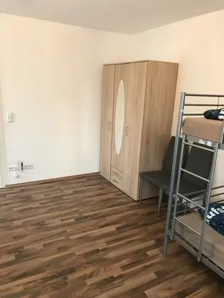 Dört Kişilik Oda (1)