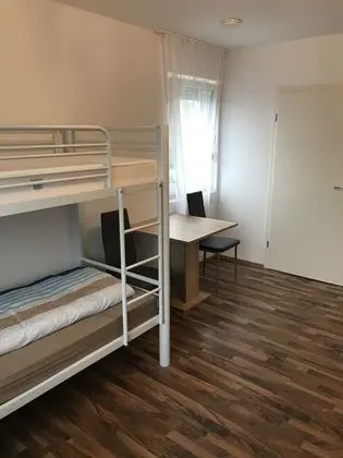 Dört Kişilik Oda (1)