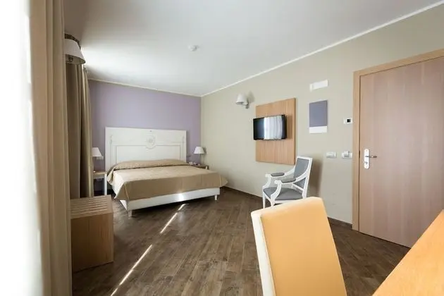 Classic Tek Büyük veya İki Ayrı Yataklı Oda