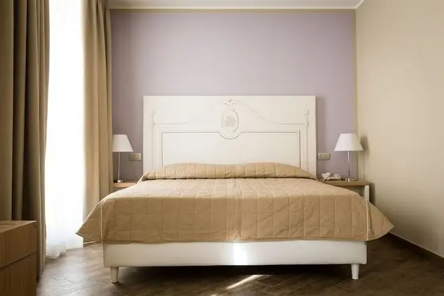 Classic Tek Büyük veya İki Ayrı Yataklı Oda