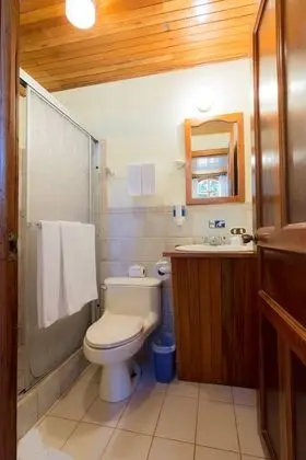 Clasic Room - 1 Queen Bed & 1 Single