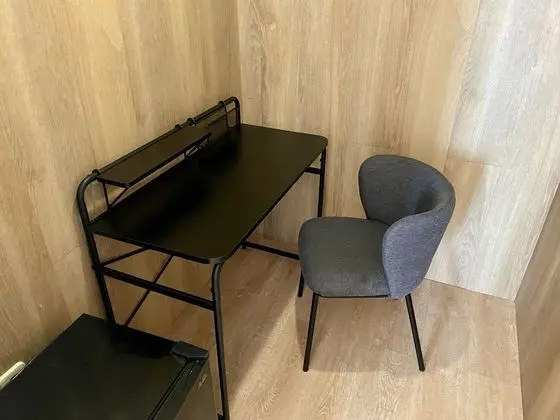 Junior Süit, Balkon