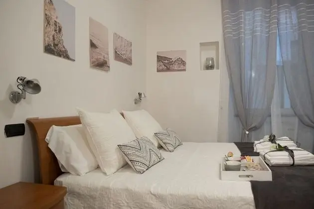 Büyük Yataklı Tek Kişilik Oda