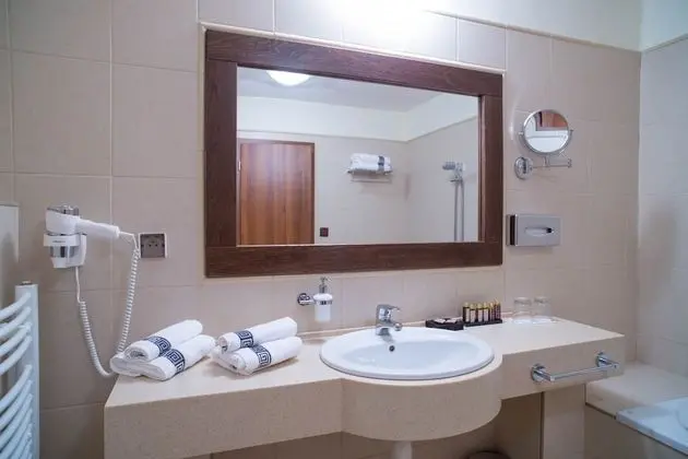 Family Oda (Standard)