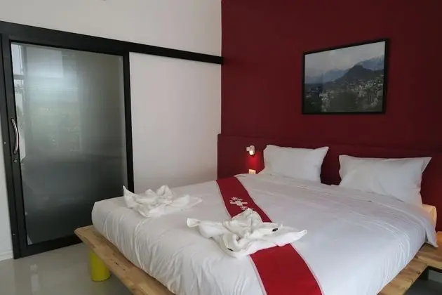 Tek Büyük Yataklı Oda, Veranda