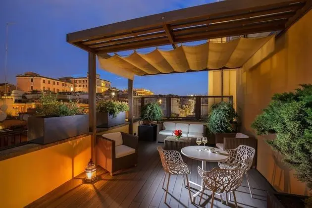 Stüdyo Süit, Teras