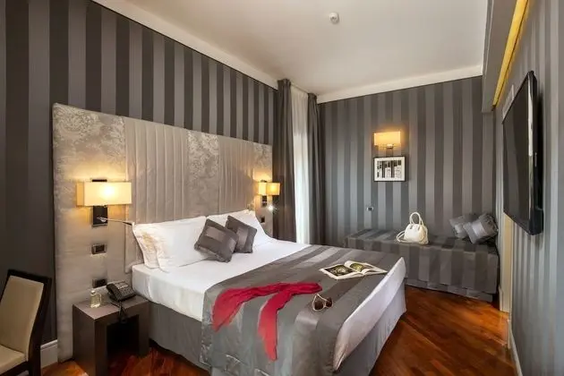 Stüdyo Süit, Teras