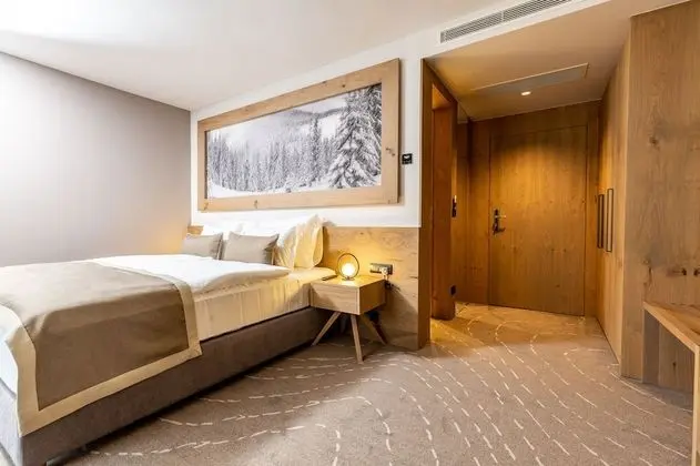 Deluxe Tek Büyük veya İki Ayrı Yataklı Oda