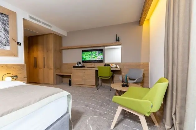 Deluxe Tek Büyük veya İki Ayrı Yataklı Oda