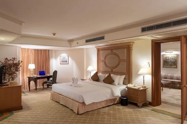 Queen Suite