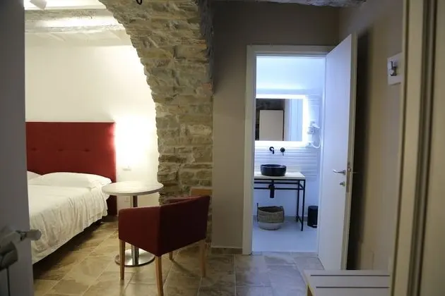 Tek Büyük veya İki Ayrı Yataklı Oda (Agape)