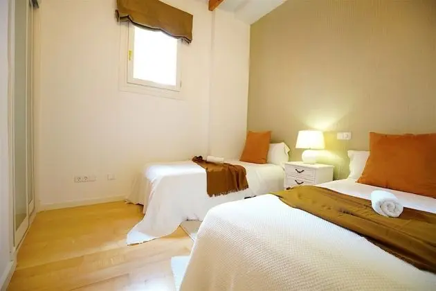 Apart Daire, 2 Yatak Odası, Balkon