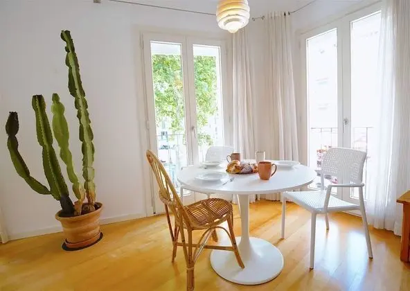 Stüdyo, Balkon