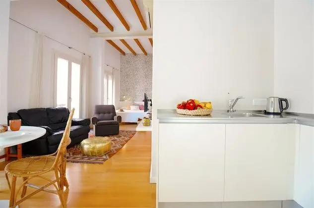 Stüdyo, Balkon