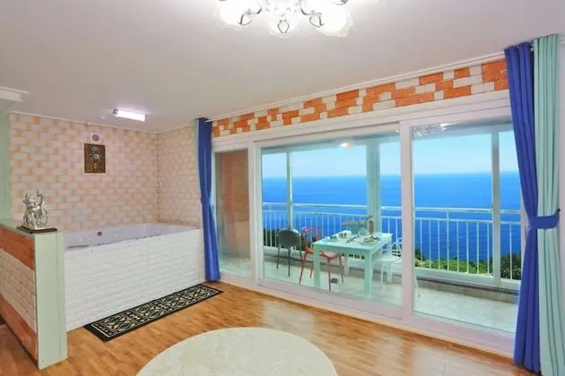 Lemerre (Spa, Ocean View)