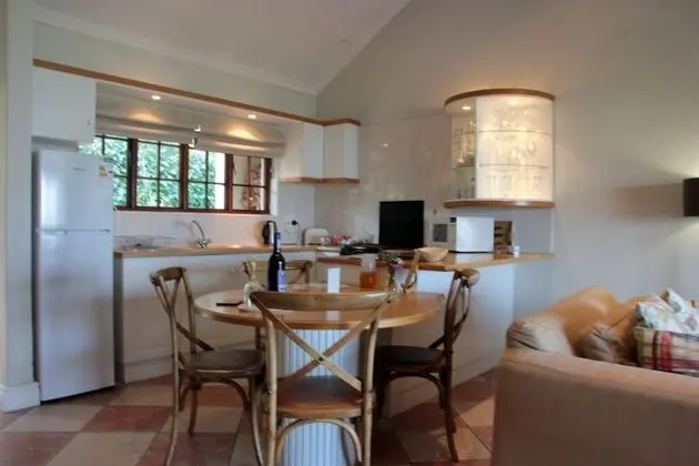 Chalet - Fuzzy Wuzzy