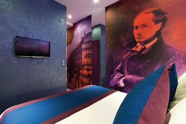 Deluxe Tek Büyük Yataklı Oda
