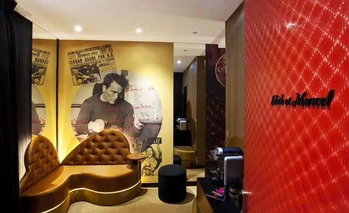 Deluxe Tek Büyük Yataklı Oda
