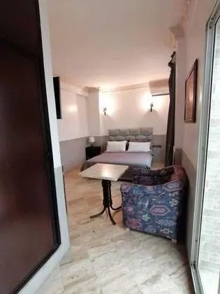 Standard Tek Büyük Yataklı Oda