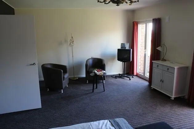 Standard Tek Büyük Yataklı Oda