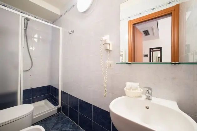 Deluxe Büyük Yataklı Tek Kişilik Oda