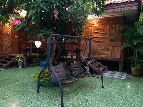 Superior Tek Büyük Yataklı Oda (Pool Access)