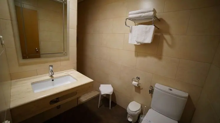 Standard Üç Kişilik Oda, 3 Tek Kişilik Yatak