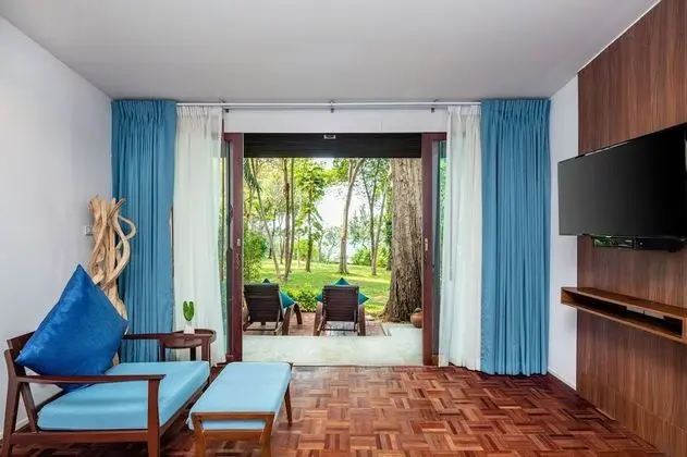 Sea Breeze Suite