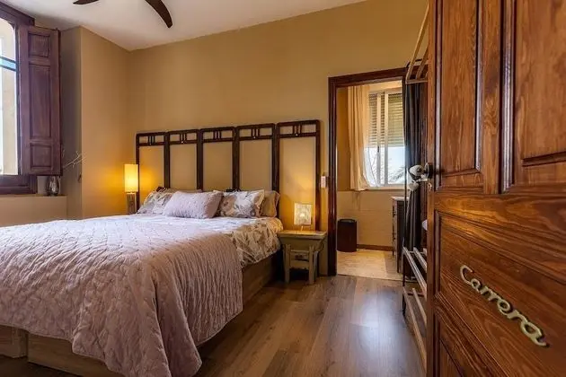 Tek Büyük veya İki Ayrı Yataklı Oda