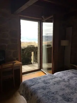 Tek Büyük veya İki Ayrı Yataklı Oda, Balkon