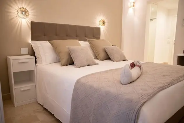 Business Tek Büyük Yataklı Oda