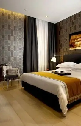 Junior Süit, 1 En Büyük (King) Boy Yatak ve Çekyat